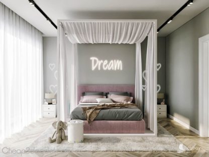 Daughter's bedroom corona scene